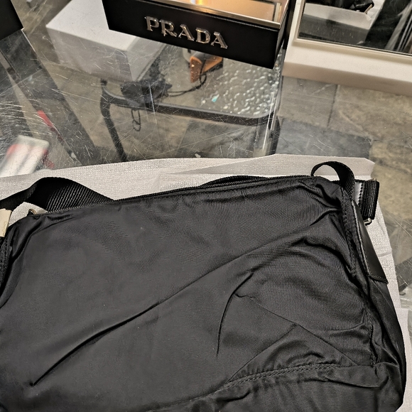 Authentic Prada Nylon black bag Vintage 1980's 🖤 NWT - Picture 5 of 12